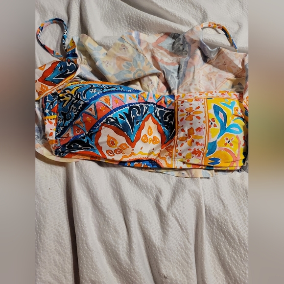 NWT ULTRA FLATTERING LABLANCA RUFFLE SWIM TOP REMOVABLE STRAPS STRAPLESS TOP - Picture 6 of 12